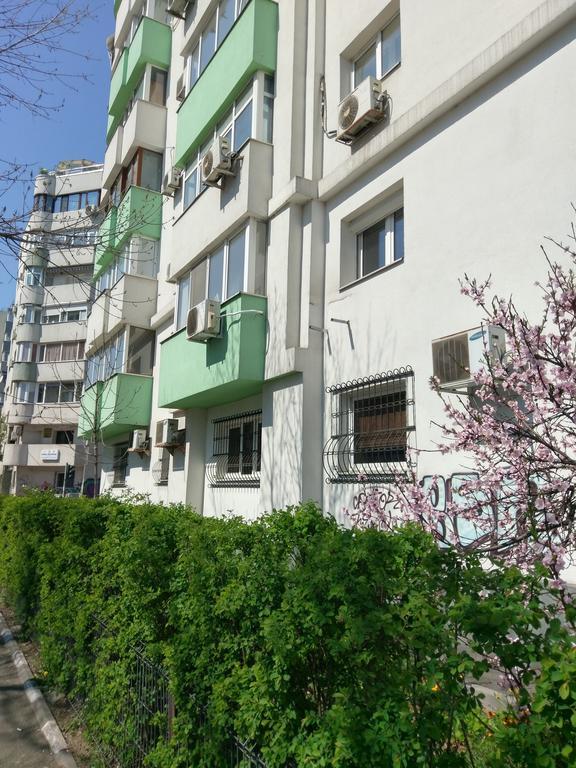 Stone Gate Apartment #1 Bukareszt Zewnętrze zdjęcie